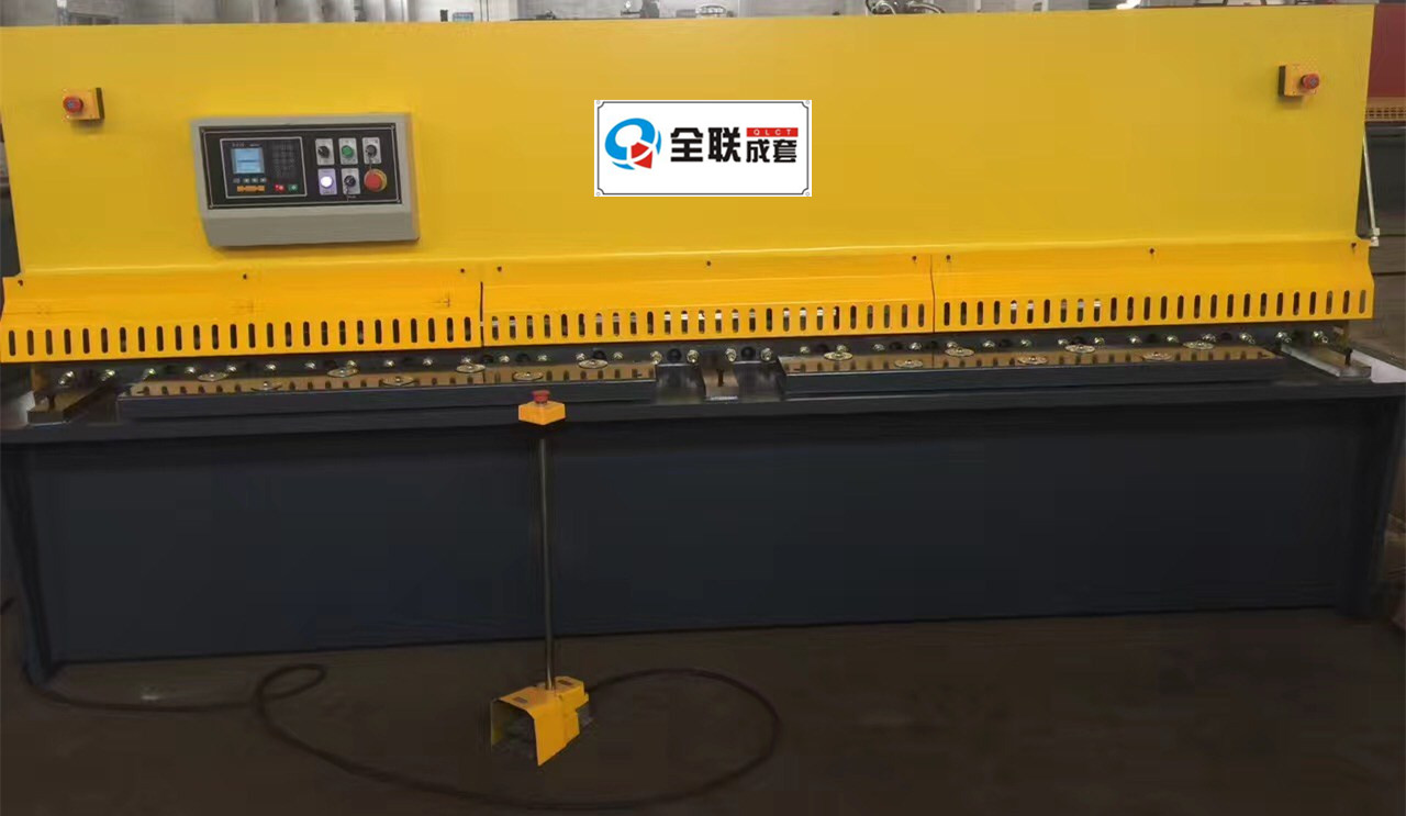 剪(jiǎn)闆機